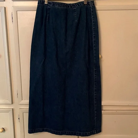 Eddie Bauer Dark Blue Maxi Denim Skirt with Side Slit Size 10 - Picture 3 of 3